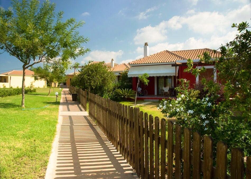 Boutique Hotel Ileas Village Arkoudi Quarto foto